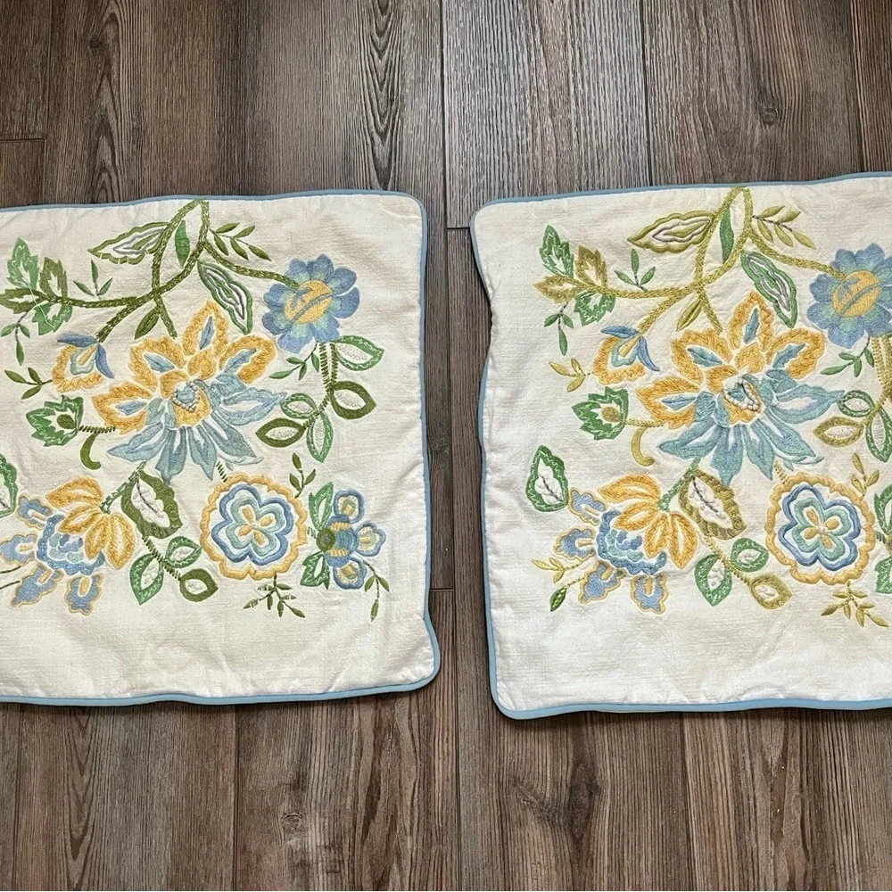 Pier 1 good vintage